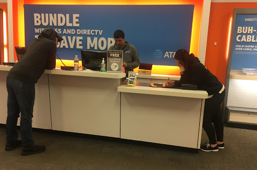 Cell Phone Store «AT&T Authorized Retailer», reviews and photos, 1030 Main St, Waltham, MA 02451, USA