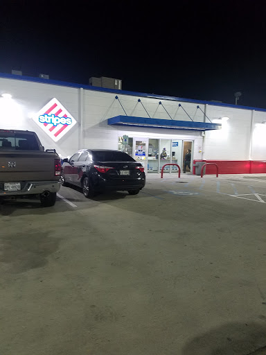 Convenience Store «Stripes #2446», reviews and photos, 1800 I-37 Frontage Rd, George West, TX 78022, USA