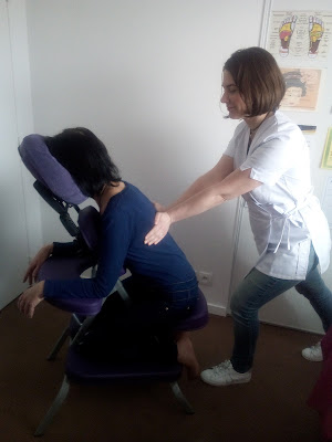 Shiatsu. Amma assis. Ludivine Podevin à Vannes