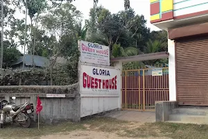 Gloria Guest House. image