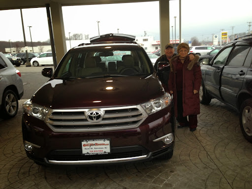 Toyota Dealer «Galaxy Toyota», reviews and photos, 750 NJ-36, Eatontown, NJ 07724, USA