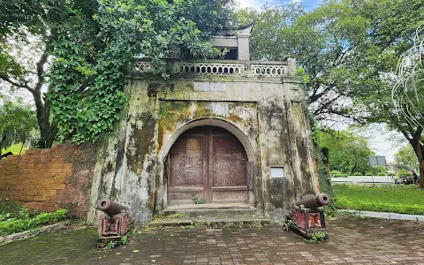 Sơn Tây Old Fortress image