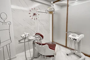 Christopoulos Dental Clinic image