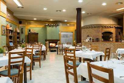 Restaurante Asador Villa De Frómista - Av. del Ejército Español, 22, 34440 Frómista, Palencia, Spain