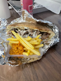 Plats et boissons du Restaurant turc JASSANS KEBAB HOUSE à Jassans-Riottier - n°2