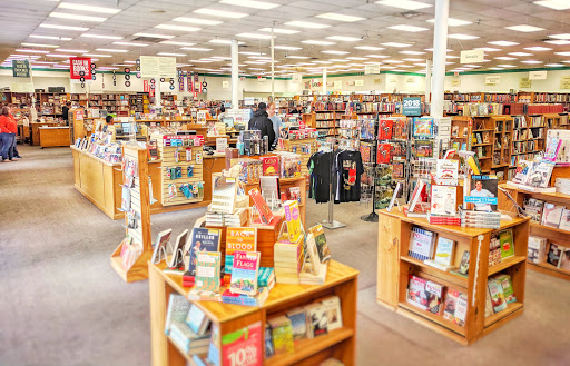 Book Store «Half Price Books», reviews and photos, 770 E Road to Six Flags St, Arlington, TX 76011, USA
