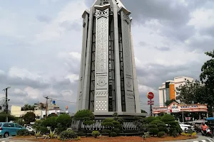 Tugu Pamulang image