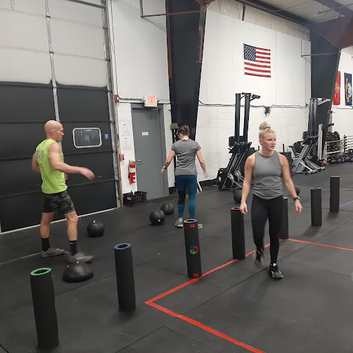 Gym «CrossFit Thunderbolt», reviews and photos, 110 Kirkland Cir, Oswego, IL 60543, USA