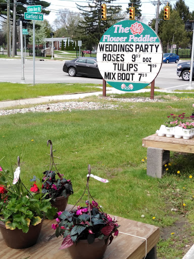 Florist «Flower Peddler», reviews and photos, 38350 Garfield Rd, Charter Twp of Clinton, MI 48038, USA
