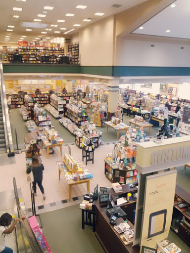 Book Store «Barnes & Noble», reviews and photos, 2518 South Rd, Poughkeepsie, NY 12601, USA