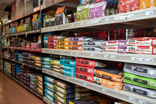 Pet Supply Store «Earth Pets Natural Pet Market», reviews and photos, 500 NW 60th St # F, Gainesville, FL 32607, USA