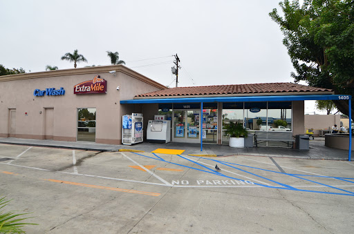 Car Wash «Orange Car Wash», reviews and photos, 1405 W Chapman Ave, Orange, CA 92868, USA