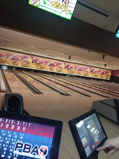 Bowling Alley «Lighthouse Lanes & Gifts», reviews and photos, 350 S Glenstone Ave, Springfield, MO 65802, USA