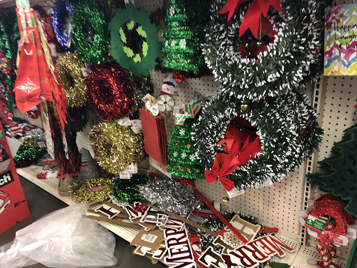 Dollar Store «Dollar Tree», reviews and photos, 130 Crooked Run Plaza, Front Royal, VA 22630, USA