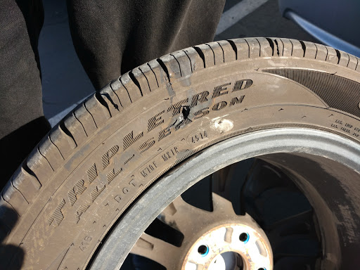 Tire Shop «Discount Tire Store - San Diego, CA», reviews and photos, 5860 Miramar Rd, San Diego, CA 92121, USA