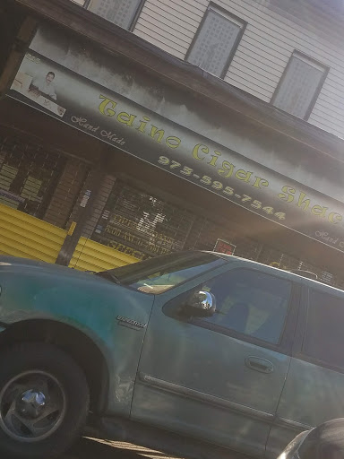 Taino Cigar Shack, 215 W Broadway, Paterson, NJ 07522, USA, 