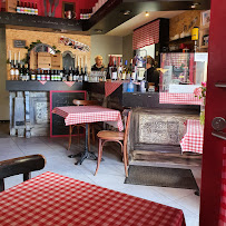 Atmosphère du Restaurant Caf&Couette à Sainte-Suzanne-et-Chammes - n°6