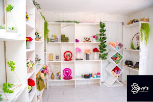 Evy's Floral and Gift shop image
