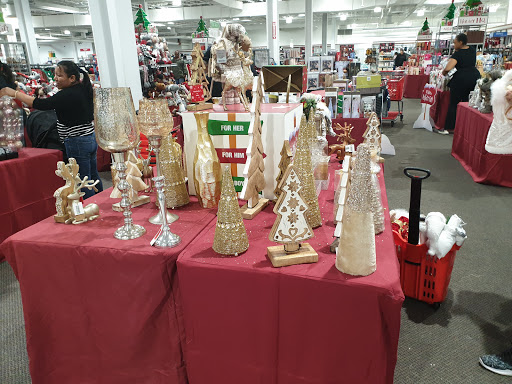 Clothing Store «Burlington Coat Factory», reviews and photos, 6200 Greenbelt Rd, Greenbelt, MD 20770, USA