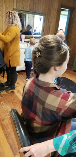 Hair Salon «Georgia Hair», reviews and photos, 66 Howard St, Williamson, GA 30292, USA