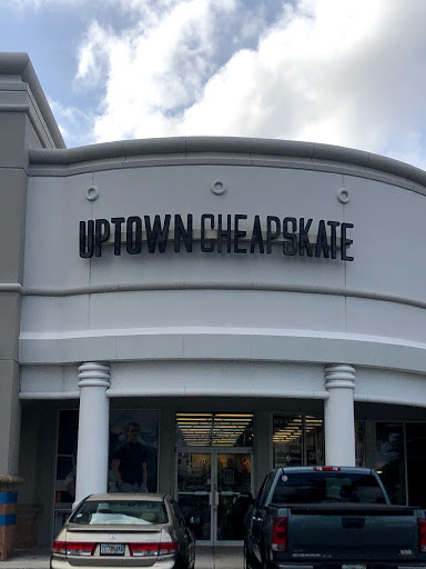 Clothing Store «Uptown Cheapskate», reviews and photos, 929 E Commercial Blvd, Oakland Park, FL 33334, USA
