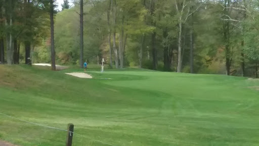 Country Club «Maplegate Country Club», reviews and photos, 160 Maple St, Bellingham, MA 02019, USA