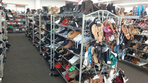 Clothing Store «Burlington Coat Factory», reviews and photos, 22835 Victory Blvd, West Hills, CA 91307, USA
