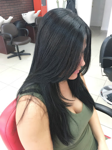 Beauty Salon «Dominican Hair Salon», reviews and photos, 6789 SW 8th St, Miami, FL 33144, USA