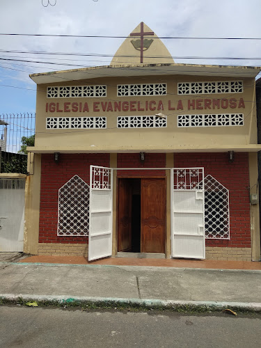 Opiniones de Iglesia Evangélica Misionera La Hermosa en Esmeraldas - Iglesia