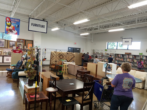 Thrift Store «Goodwill Retail Store of Springfield – Battlefield», reviews and photos, 3151 S Kansas Expy, Springfield, MO 65807, USA