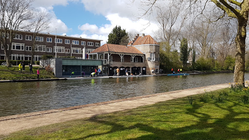 Rowing Club 