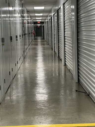 Storage Facility «Extra Space Storage», reviews and photos, 200 Parkway Dr, Lincolnshire, IL 60069, USA