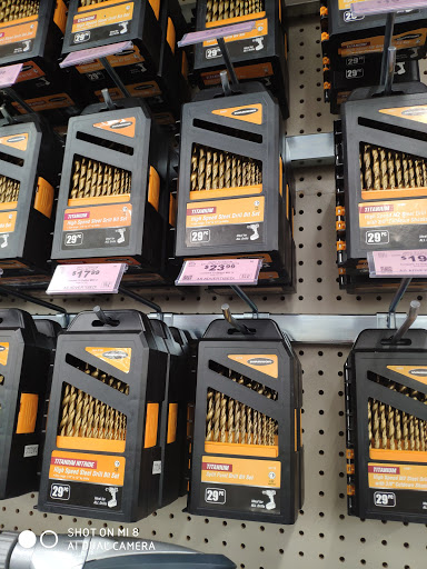 Hardware Store «Harbor Freight Tools», reviews and photos, 2418 Commercial Way, Spring Hill, FL 34606, USA