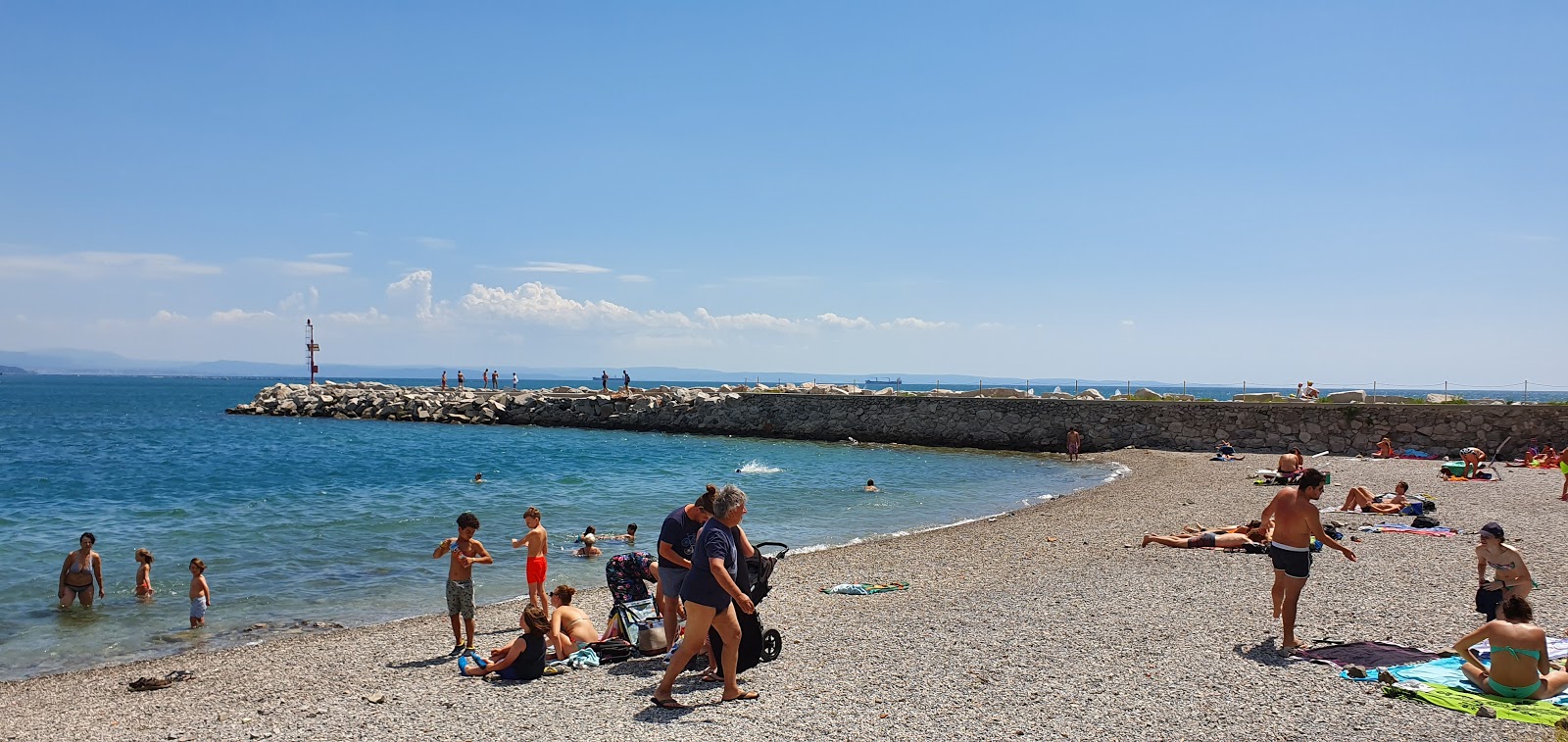 Foto von Caravella beach mit viele kleine buchten
