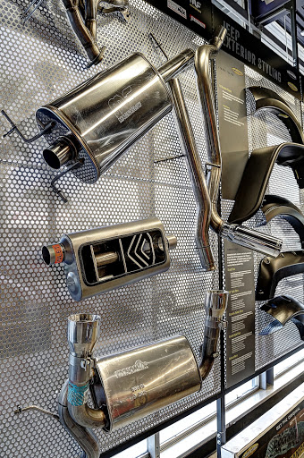 Truck Accessories Store «4 Wheel Parts Performance Center», reviews and photos, 550 W San Carlos St, San Jose, CA 95126, USA