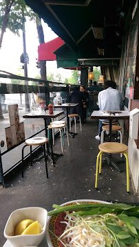 Atmosphère du Restaurant vietnamien Phở Bánh Cuốn 14 à Paris - n°6