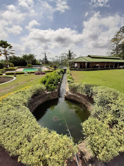 ALQUILER FINCAS EN EL LAGO CALIMA