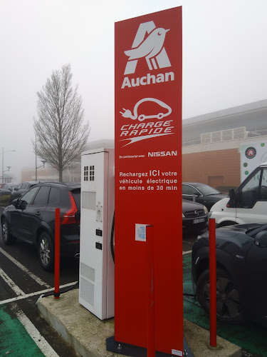 Borne de recharge de véhicules électriques AUCHAN Charging Station Mont-Saint-Martin