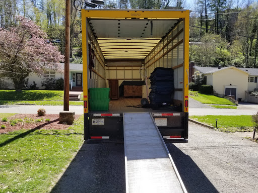 Moving and Storage Service «Kentuckiana Moving LLC, Movers | New Albany Movers | Jeffersonville Movers», reviews and photos, 2011 Southern Hills Dr, Borden, IN 47106, USA