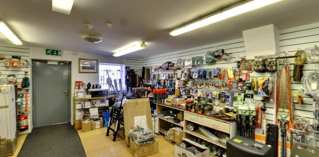 Comments and reviews of Whittlesey Gun Shop