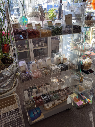 Book Store «White Light Books», reviews and photos, 1464 Park Ave, Cranston, RI 02920, USA