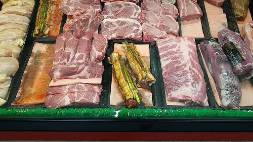 Grocery Store «Redwood Valley Market», reviews and photos, 999 E School Way, Redwood Valley, CA 95470, USA