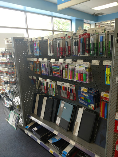 Print Shop «FedEx Office Print & Ship Center», reviews and photos, 43215 Grand River Ave a, Novi, MI 48375, USA