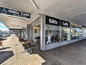Gillz Café