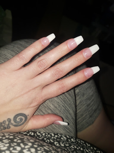 Nail Salon «Diva Nails», reviews and photos, 362 W Broad St, Falls Church, VA 22046, USA