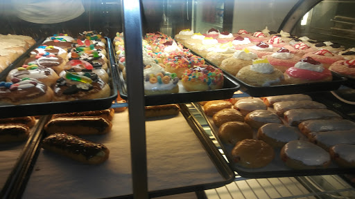 Donut Shop «Daylight Donuts», reviews and photos, 3485 Tylersville Rd, Hamilton, OH 45011, USA