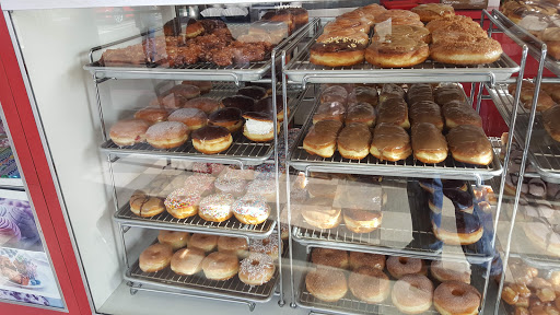 Donut Shop «Donut Stoppe», reviews and photos, 21461 Brookhurst St, Huntington Beach, CA 92646, USA