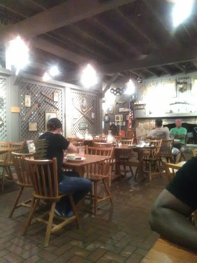 American Restaurant «Cracker Barrel Old Country Store», reviews and photos, 4001 S Frontage Rd, Vicksburg, MS 39180, USA