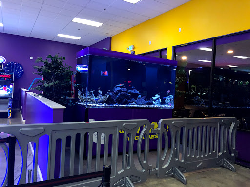 Shopping Mall «Harbor Town and Country Shopping Center», reviews and photos, 12891 Harbor Blvd, Garden Grove, CA 92840, USA