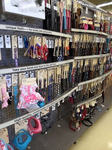 Pet Supply Store «Petco Animal Supplies», reviews and photos, 600 NE Vivion Rd, Kansas City, MO 64118, USA